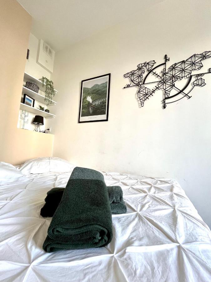 2 Bedrooms - Sea View Apartment Ницца Экстерьер фото